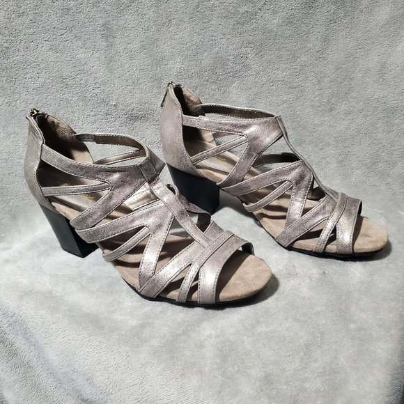 Easy Street Amaze Gladiator Heeled Sandals Pewter Metallic Silver Size 9… - Picture 6 of 11
